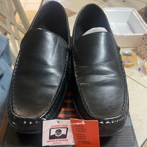 Men’s size 12 wide black slip ons